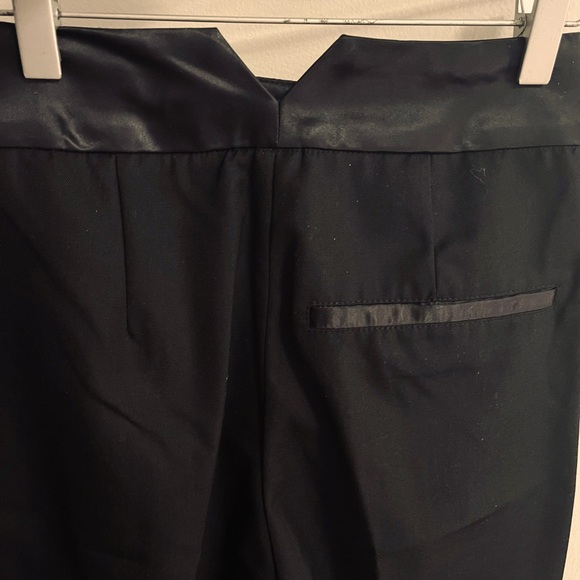 H&M Pants - NWT Zara Tuxedo Trouser. Size 2. limited edition